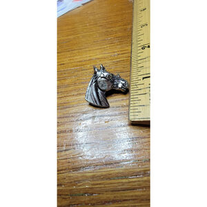 Vintage Equestrian Horse Head Pin Brooch Silver Tone